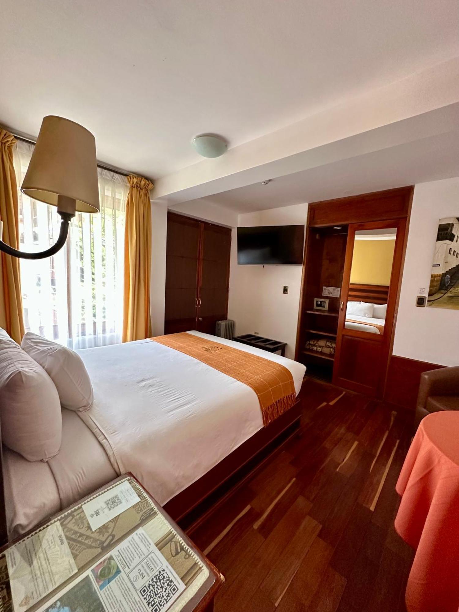 Hotel Mabey Urubamba Luaran gambar